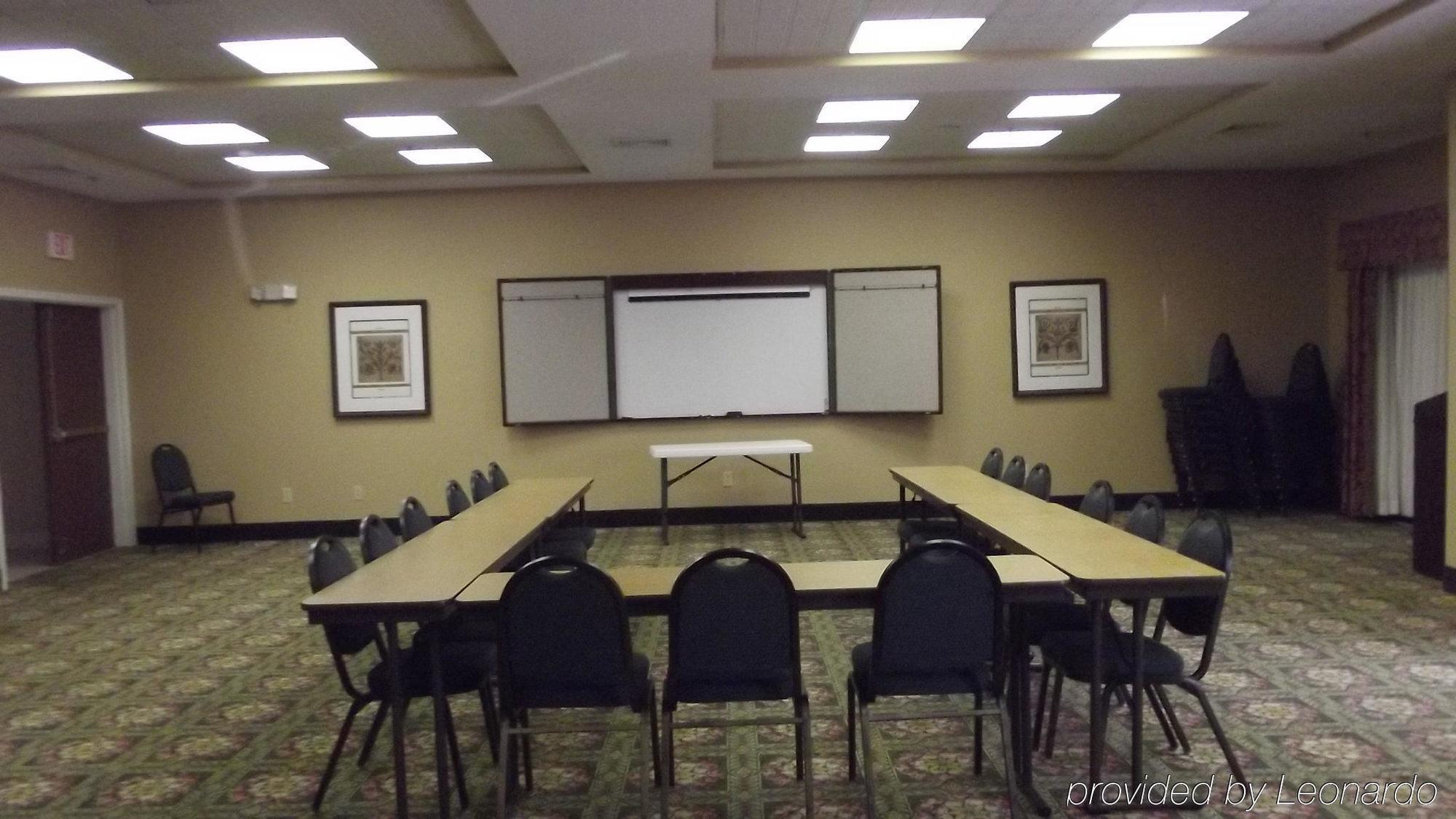 Holiday Inn Express And Suites Thomasville By Ihg Business photo